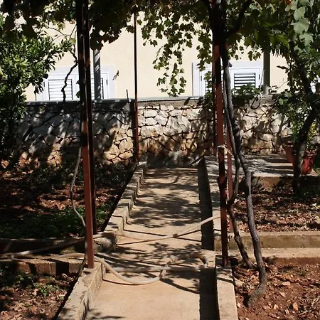 With A Parking Space Businci, Ciovo - 4667 Apartament